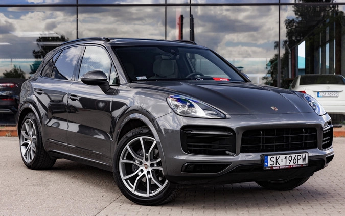 Porsche Cayenne cena 299900 przebieg: 91681, rok produkcji 2019 z Golczewo małe 781